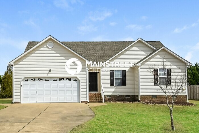 Foto principal - 3 Bedroom Pet-Friendly Home in Garner, NC ...