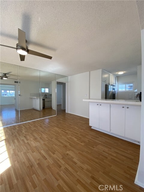 Building Photo - 1144 W Balboa Blvd