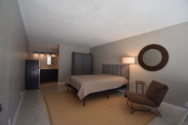 Foto del edificio - 1 Bedroom/1 Bathroom Ground floor Condo at...