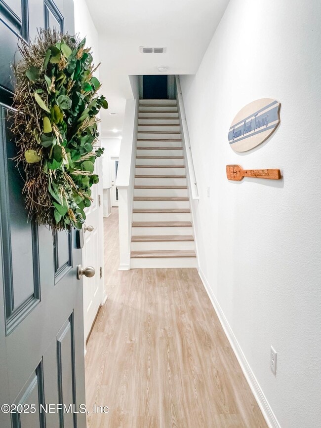 Building Photo - 36 Soria Dr