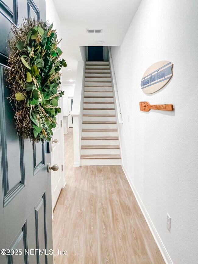 Foto del edificio - 36 Soria Dr