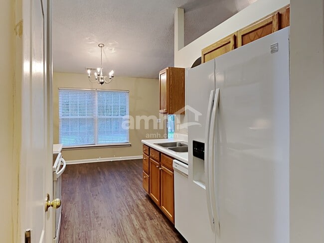 Building Photo - 5405 Orchard Pond Dr