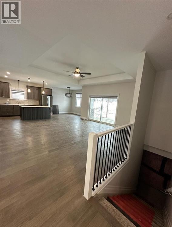 Photo du bâtiment - 70 Victoria Ave