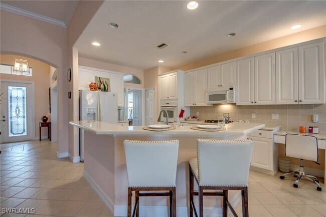 Building Photo - 10541 Bella Vista Dr