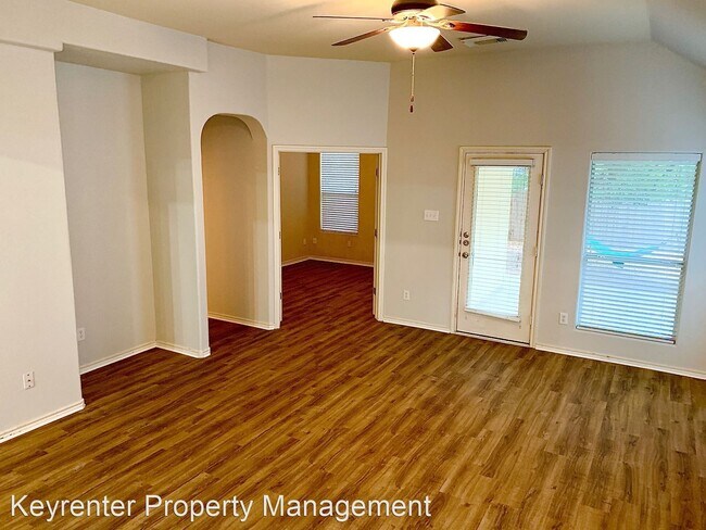 Foto del edificio - 3 br, 2 bath House - 3749 Pine Needle Circle