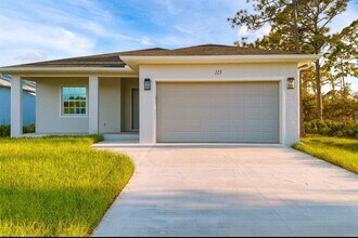 Building Photo - 115 Sunrise Dr