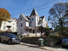 Building Photo - 31 Bellevue St