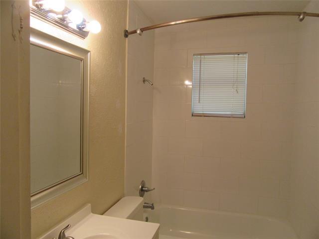 Building Photo - 311 Cypress St
