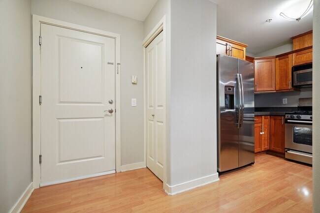 Foto del edificio - 1415 6th Ave N