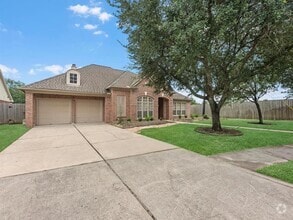 Building Photo - 13535 Missarah Ln