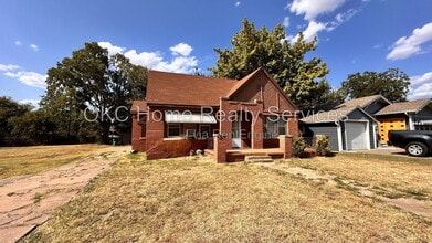 Building Photo - 1223 NW 45th St