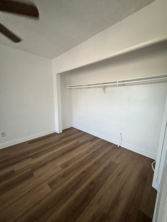 Foto del edificio - 9361 Cellini Ave