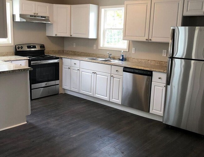 Foto del edificio - Charming 2 bedroom home in Gainesville!