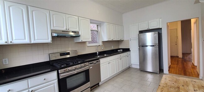 Foto del edificio - 313 18th St