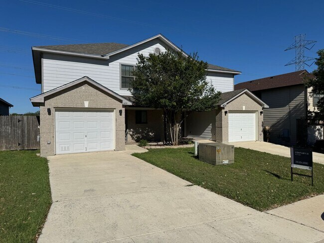 Building Photo - Welcome to this beautiful 3 bedroom, 2.5 b...