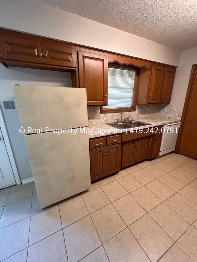 Foto del edificio - 2320 S 50th St