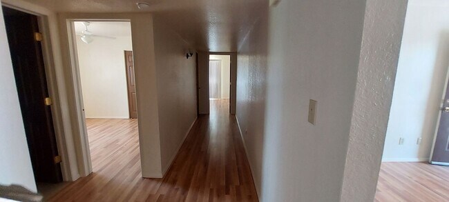 Foto del edificio - 2110 Hagerty Rd