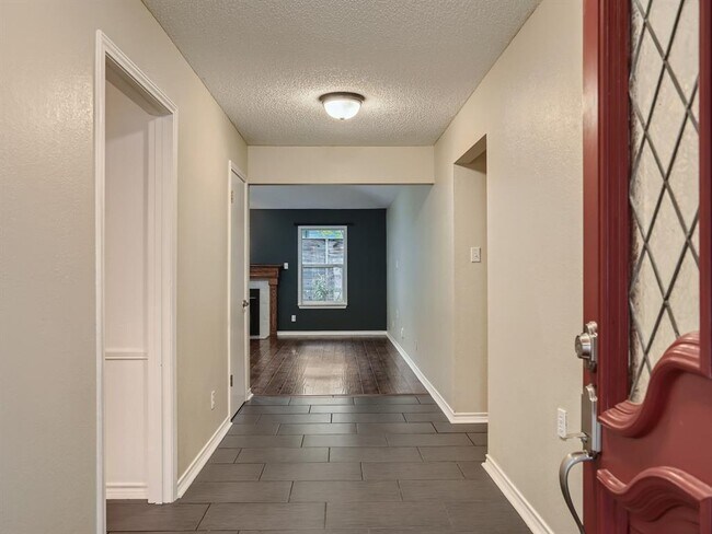 Foto del edificio - 11212 Stormy Ridge Rd