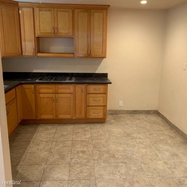 Building Photo - 1 br, 1 bath Apartment - 91 N 26th St