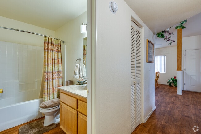 3 BR, 2 BA - 1 ,240 SF - Craig Ranch Villas