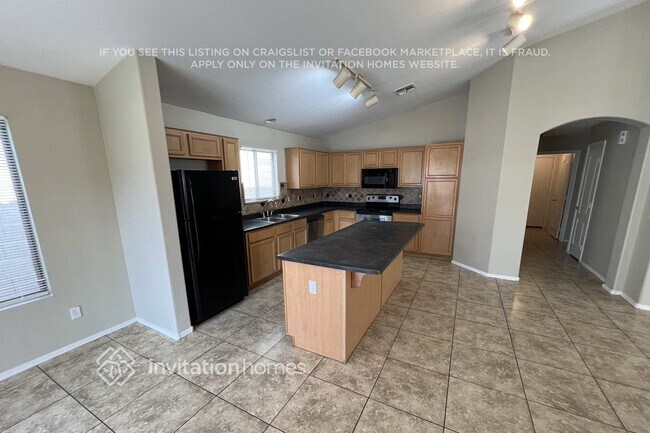 Foto del edificio - 11825 W Maui Ln