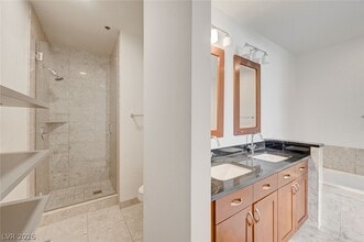 Building Photo - 4575 Dean Martin Dr