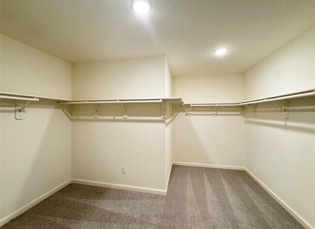 Building Photo - 15043 Ronan Dr