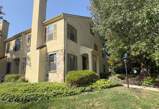 Building Photo - 291 McIntosh Rd