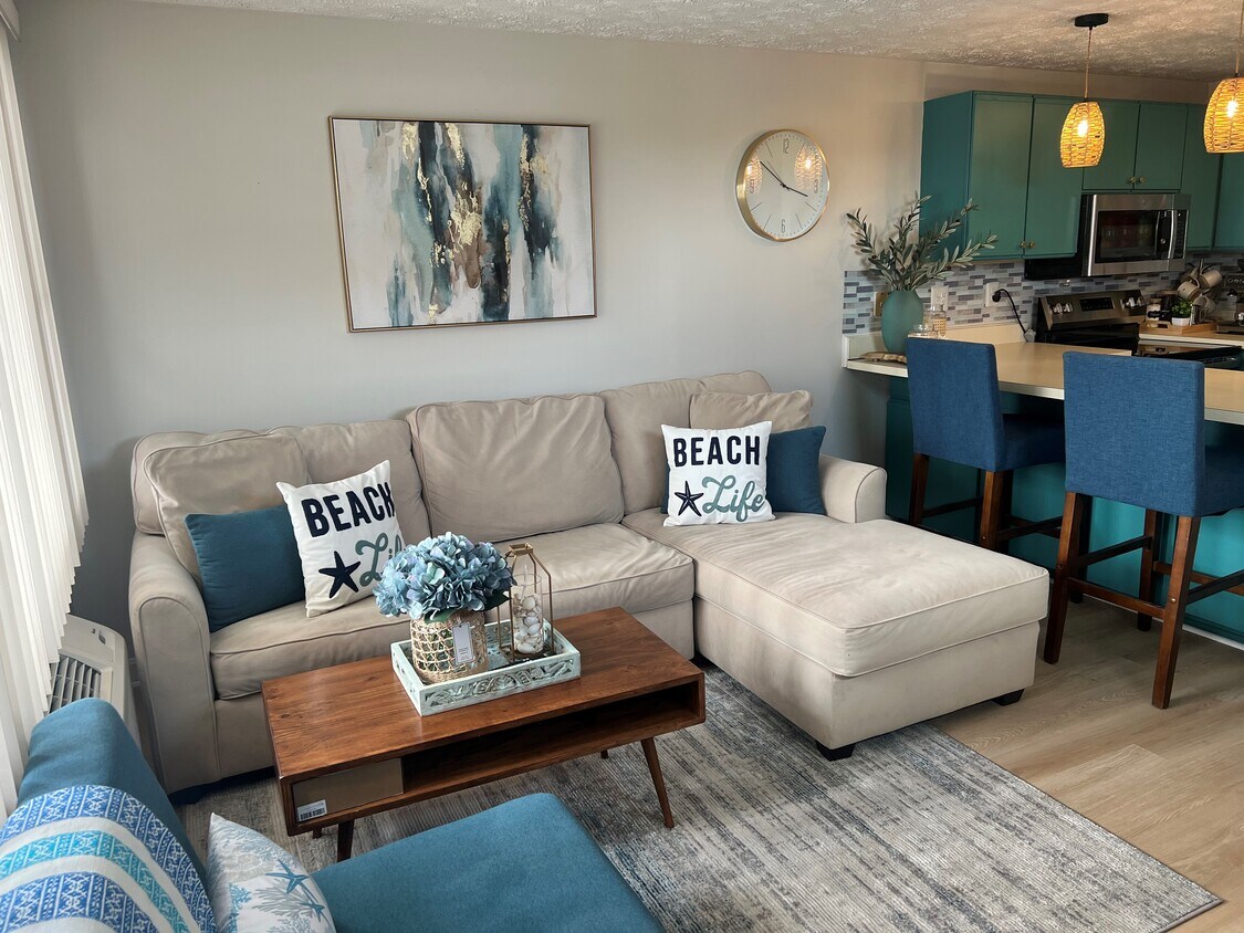 Primary Photo - 12210 Coastal Hwy