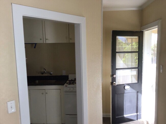 Foto del edificio - 101 W Main St