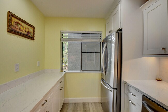 Building Photo - 4833 Esedra Ct