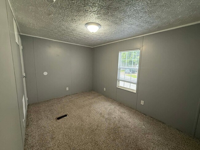 Foto del edificio - 1236 N Oaklane Rd