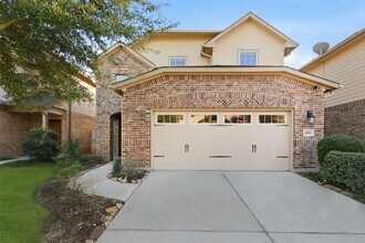 Building Photo - 1611 N City Oaks Ln