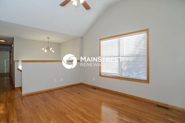 Building Photo - 3 Bedroom Pet-Friendly Home in Grain Valley, MO with Main Street Renewal
