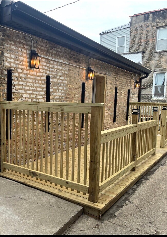 Photo - 2651 W North Ave Apartment