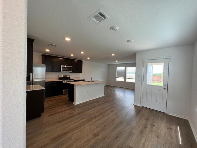 Building Photo - 12204 Scarlet Way