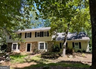 Building Photo - 100 Forest Hall Ln