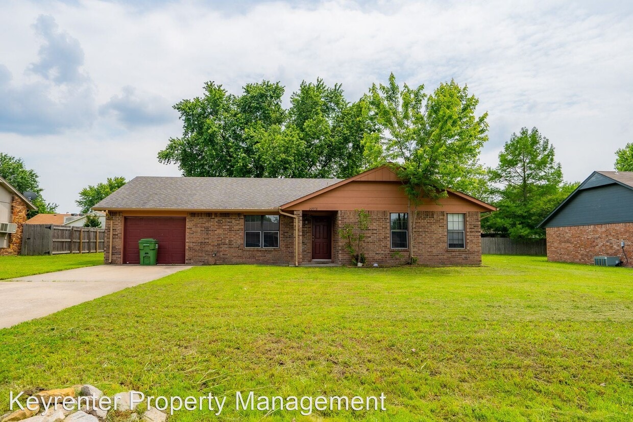 Primary Photo - 3 br, 2 bath House - 20978 E 37th St S