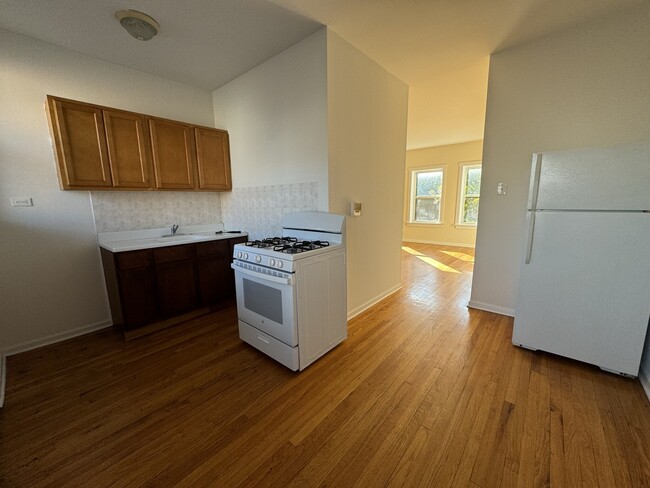 Foto del edificio - 2661 N Spaulding Ave