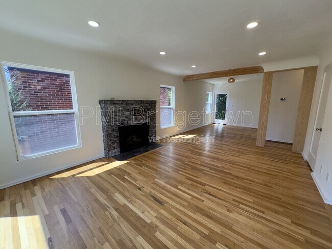 Foto del edificio - 2315 SE 38th Ave