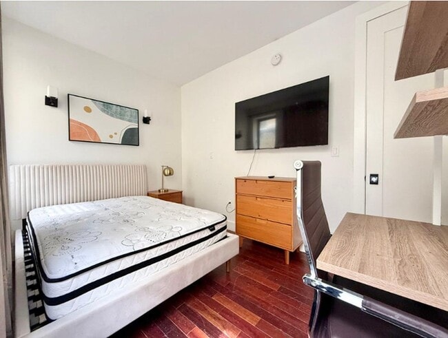 Photo - Nice room in a good neighborhood Apartment