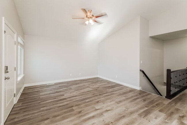 Foto del edificio - 1681 E Tumwater Ln