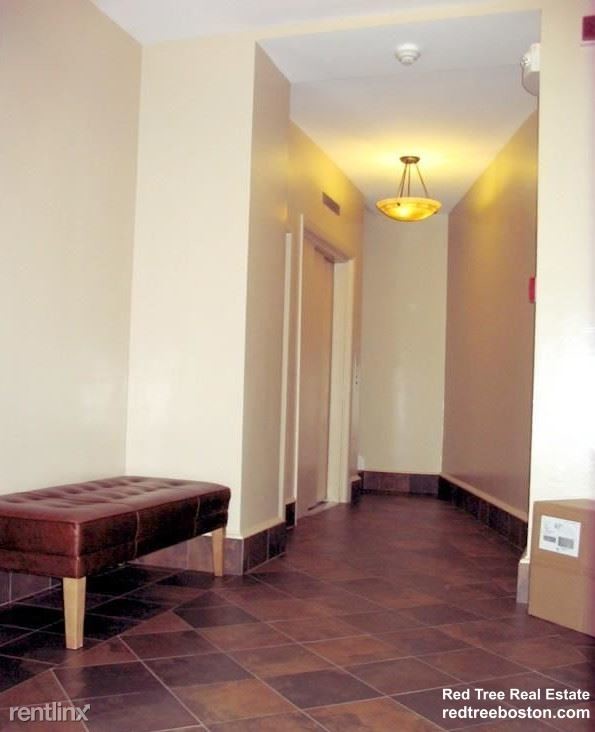 Building Photo - 371 Commonwealth Avenue