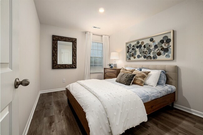 Building Photo - 8442 Jane Dr