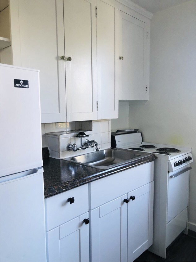 Foto principal - 1028 W Augusta Ave
