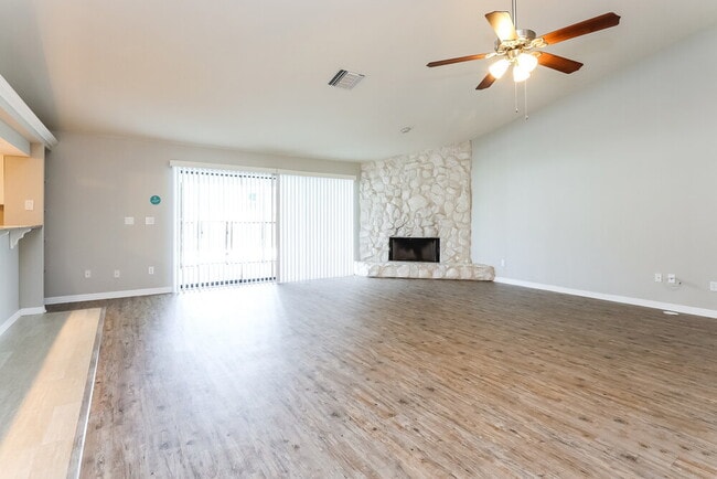 Building Photo - 1937 Princess Ct