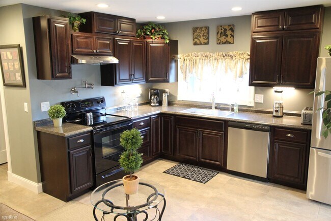 Foto del edificio - 2 br, 1 bath House - The Garage Apartment