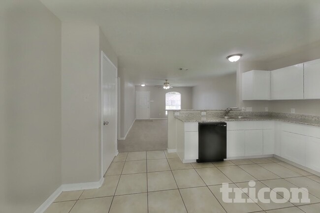 Building Photo - 8707 Texas Acorn Ave
