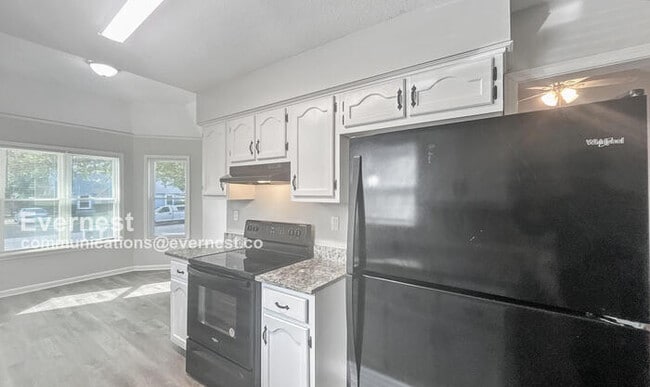Building Photo - 4608 S Berrypick Ln