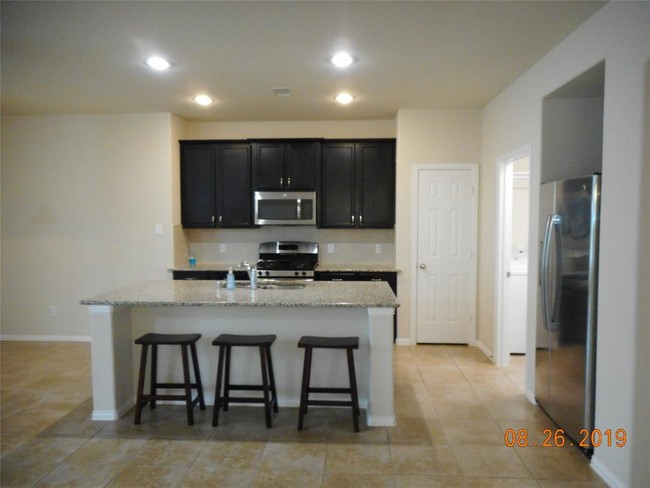 Foto del edificio - 8114 Summer Lake Pass Ln